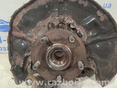ФОТО Кулак поворотний правий зі маточкою для Toyota Avensis T270 (10.2008-12.2012) Киев