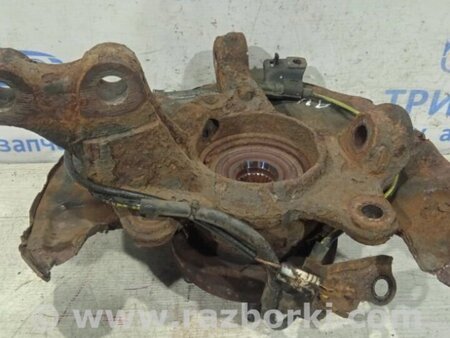 ФОТО Кулак поворотний правий зі маточкою для Toyota Avensis T270 (10.2008-12.2012) Киев
