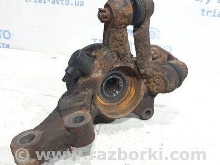 ФОТО Кулак поворотний правий зі маточкою для Toyota Avensis T270 (10.2008-12.2012) Киев