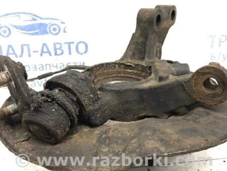 ФОТО Кулак поворотний правий зі маточкою для Toyota Avensis T270 (10.2008-12.2012) Киев