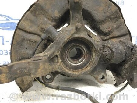 ФОТО Кулак поворотний правий зі маточкою для Toyota Avensis T270 (10.2008-12.2012) Киев