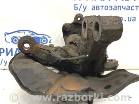 ФОТО Кулак поворотний правий зі маточкою для Toyota Avensis T270 (10.2008-12.2012) Киев