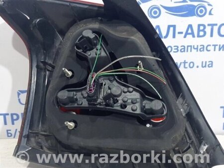 ФОТО Ліхтар задній зовнішній правий для Toyota Avensis T270 (10.2008-12.2012) Киев