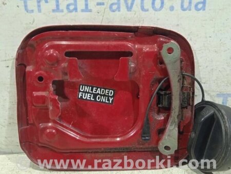 ФОТО Лючок бака  для Toyota Avensis T270 (10.2008-12.2012) Киев