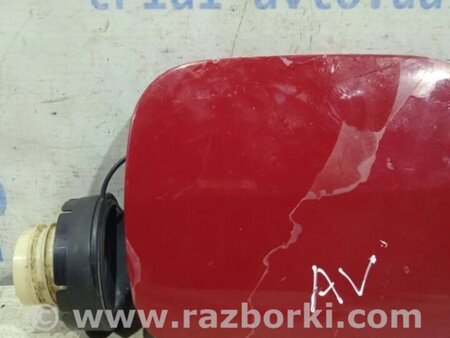 ФОТО Лючок бака  для Toyota Avensis T270 (10.2008-12.2012) Киев