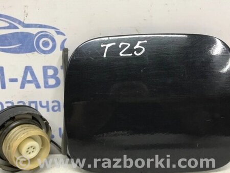ФОТО Лючок бака  для Toyota Avensis T270 (10.2008-12.2012) Киев