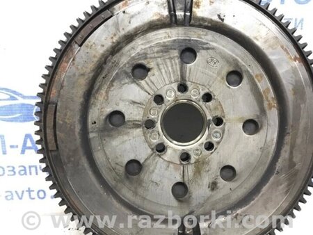 ФОТО Маховик для Toyota Avensis T270 (10.2008-12.2012) Киев