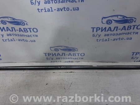 ФОТО Молдинг скла двері задній для Toyota Avensis T270 (10.2008-12.2012) Киев