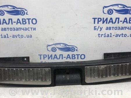 ФОТО Накладка задньої панелі для Mitsubishi Outlander Киев