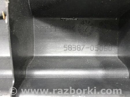 ФОТО Накладка задньої панелі для Toyota Avensis T270 (10.2008-12.2012) Киев