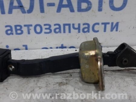 ФОТО Обмежувач дверей передній правий для Mitsubishi Lancer Киев