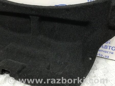 ФОТО Обшивка кришки багажника для Toyota Avensis T270 (10.2008-12.2012) Киев