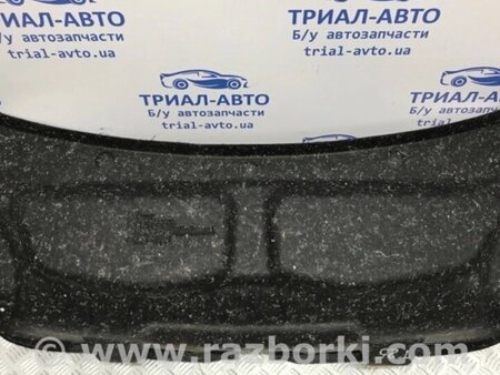 ФОТО Обшивка кришки багажника для Toyota Avensis T270 (10.2008-12.2012) Киев