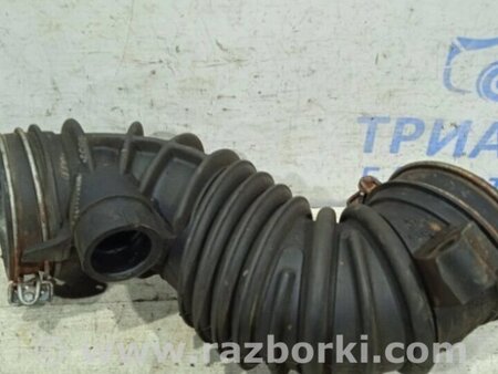 ФОТО Патрубок повітряного фільтра для Toyota Avensis T270 (10.2008-12.2012) Киев