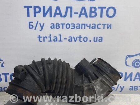 ФОТО Патрубок повітряного фільтра для Toyota Avensis T270 (10.2008-12.2012) Киев