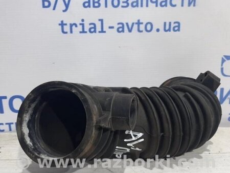 ФОТО Патрубок повітряного фільтра для Toyota Avensis T270 (10.2008-12.2012) Киев
