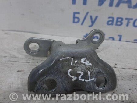 ФОТО Петля двері задньої лівої верхня для Toyota Avensis T270 (10.2008-12.2012) Киев