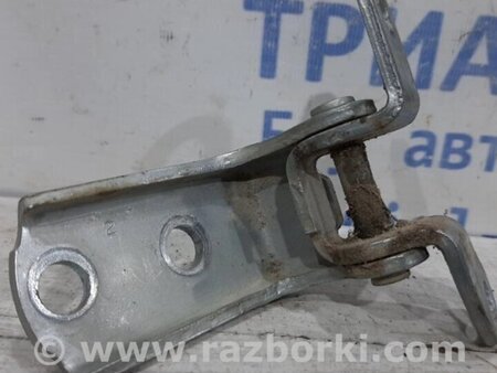 ФОТО Петля двері задньої лівої нижня для Toyota Avensis T270 (10.2008-12.2012) Киев