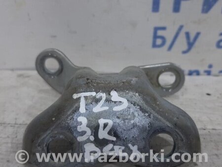 ФОТО Петля двері задньої правої верхня для Toyota Avensis T270 (10.2008-12.2012) Киев