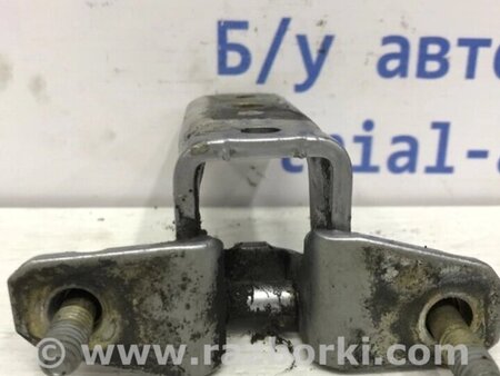 ФОТО Петля двері задньої правої для Mitsubishi Outlander Киев
