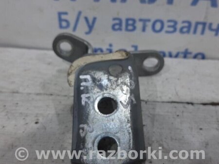 ФОТО Петля двері передньої правої верхня для Toyota Avensis T270 (10.2008-12.2012) Киев
