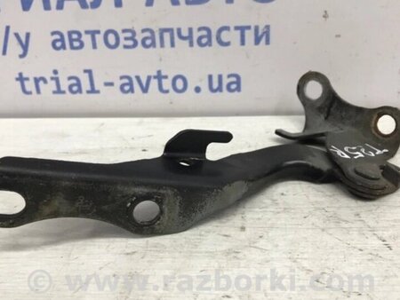 ФОТО Петля капота права для Toyota Avensis T270 (10.2008-12.2012) Киев