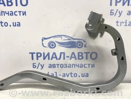 ФОТО Петля кришки багажника права для Mitsubishi Lancer Киев