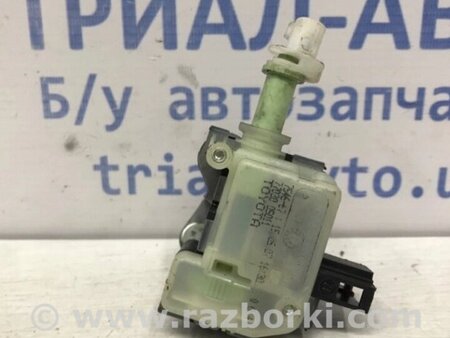 ФОТО Привід лючка бака для Toyota Avensis T270 (10.2008-12.2012) Киев