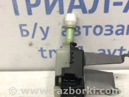 ФОТО Привід лючка бака для Toyota Avensis T270 (10.2008-12.2012) Киев