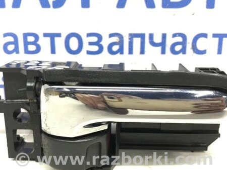 ФОТО Ручка дверей внутрішня права для Toyota Avensis T270 (10.2008-12.2012) Киев