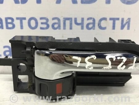 ФОТО Ручка дверей внутрішня права для Toyota Avensis T270 (10.2008-12.2012) Киев