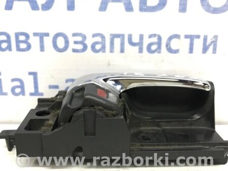 ФОТО Ручка дверей внутрішня права для Toyota Avensis T270 (10.2008-12.2012) Киев
