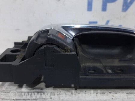 ФОТО Ручка дверей внутрішня права для Toyota Avensis T270 (10.2008-12.2012) Киев