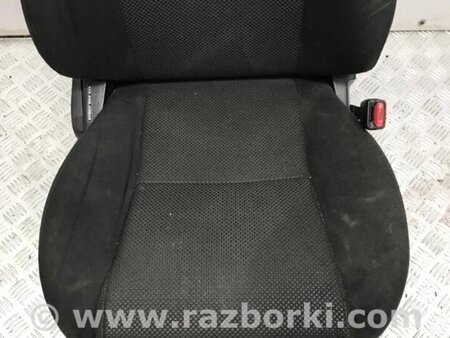 ФОТО Сидіння переднє праве для Toyota Avensis T270 (10.2008-12.2012) Киев
