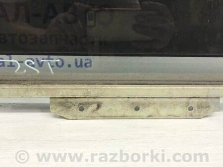 ФОТО Скло двері заднє праве для Toyota Avensis T270 (10.2008-12.2012) Киев