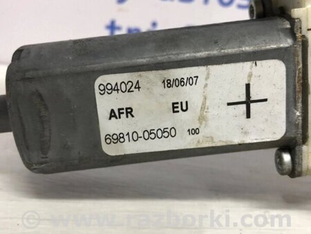ФОТО Склопідйомник передній правий для Toyota Avensis T270 (10.2008-12.2012) Киев