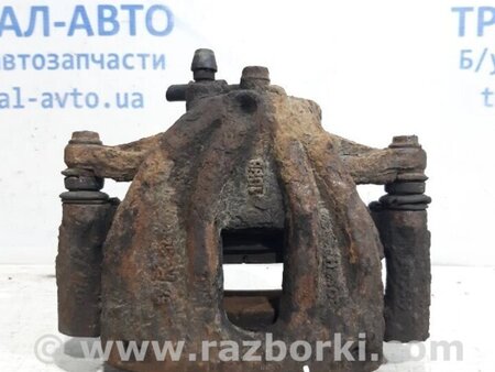 ФОТО Супорт передній правий для Toyota Avensis T270 (10.2008-12.2012) Киев