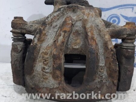 ФОТО Супорт передній правий для Toyota Avensis T270 (10.2008-12.2012) Киев