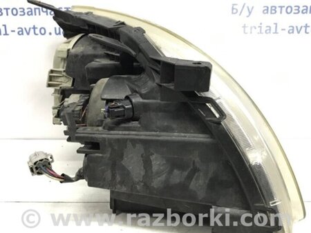 ФОТО Фара ліва галоген для Toyota Avensis T270 (10.2008-12.2012) Киев
