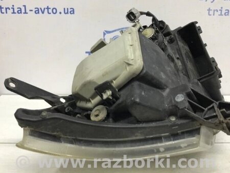ФОТО Фара ліва галоген для Toyota Avensis T270 (10.2008-12.2012) Киев