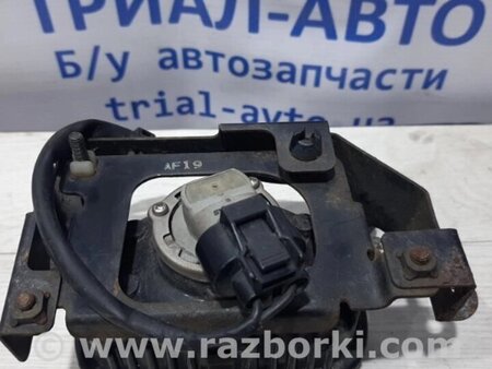 ФОТО Фара протитуманна права для Mitsubishi Outlander Киев