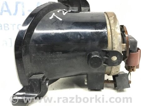 ФОТО Фара протитуманна права для Toyota Avensis T270 (10.2008-12.2012) Киев