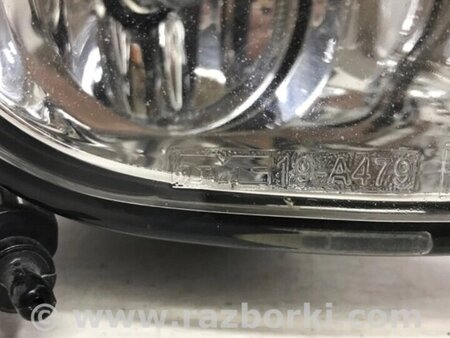 ФОТО Фара протитуманна права для Toyota Avensis T270 (10.2008-12.2012) Киев