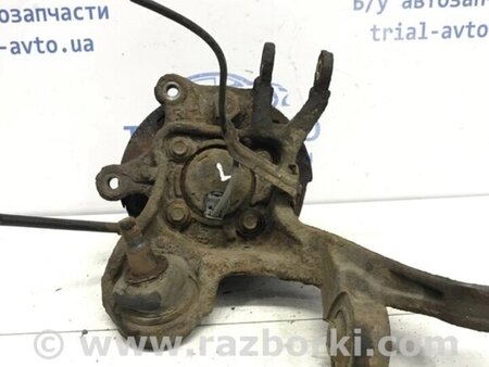 ФОТО Цапфа задня ліва зі маточкою для Toyota Avensis T270 (10.2008-12.2012) Киев