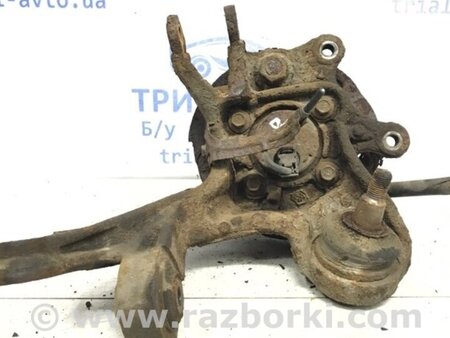 ФОТО Цапфа задня права зі маточкою для Toyota Avensis T270 (10.2008-12.2012) Киев