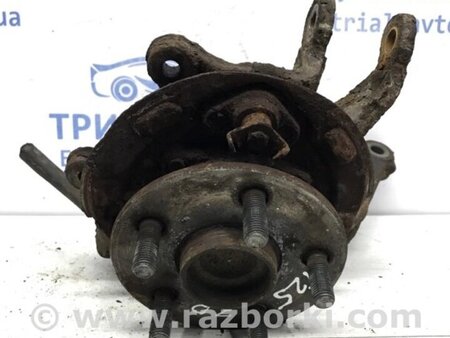 ФОТО Цапфа задня права зі маточкою для Toyota Avensis T270 (10.2008-12.2012) Киев