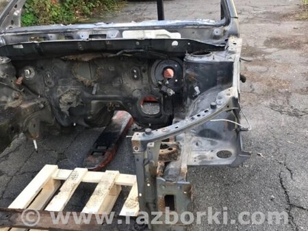 ФОТО Чверть автомобіля передня ліва для Toyota Avensis T270 (10.2008-12.2012) Киев