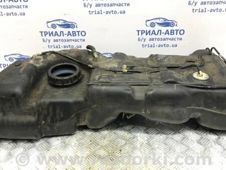 ФОТО Бак паливний пластик для Nissan Tiida Киев