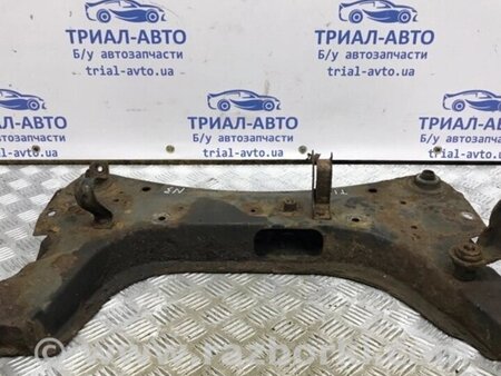 ФОТО Балка передньої підвіски для Nissan Tiida Киев