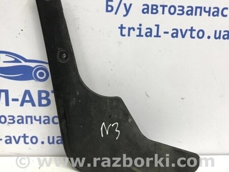 ФОТО Бризковик передній для Nissan Tiida Киев